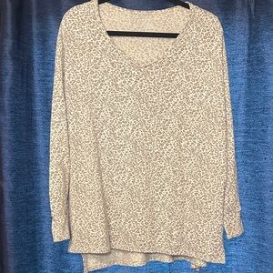 American eagle Leopard Print V-Neck‎ Women's Top
